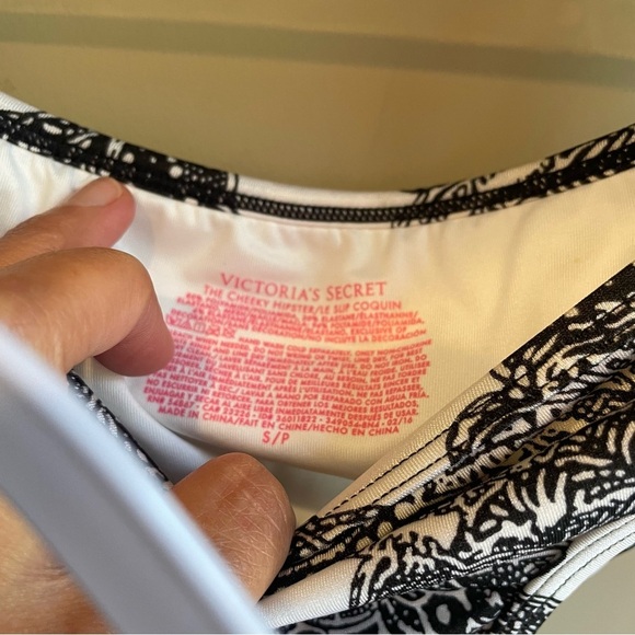 Victorias Secret Bikini Top Black Floral Bali Wave Mesh High Neck Crop Small S - Picture 12 of 15